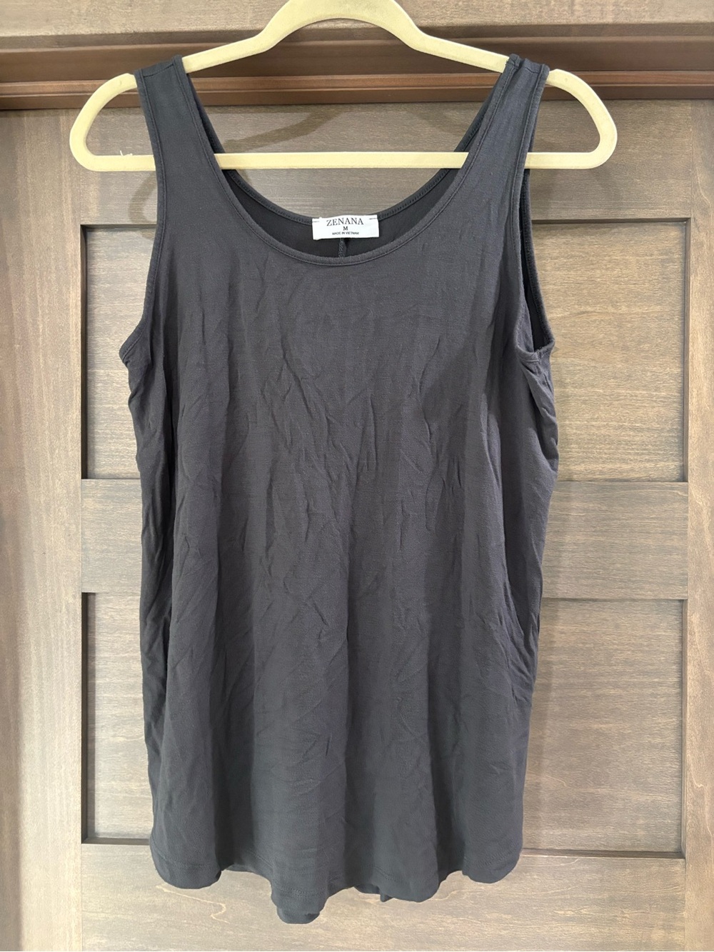 Zenana Outfitters Black Scoop Neck Tank Top